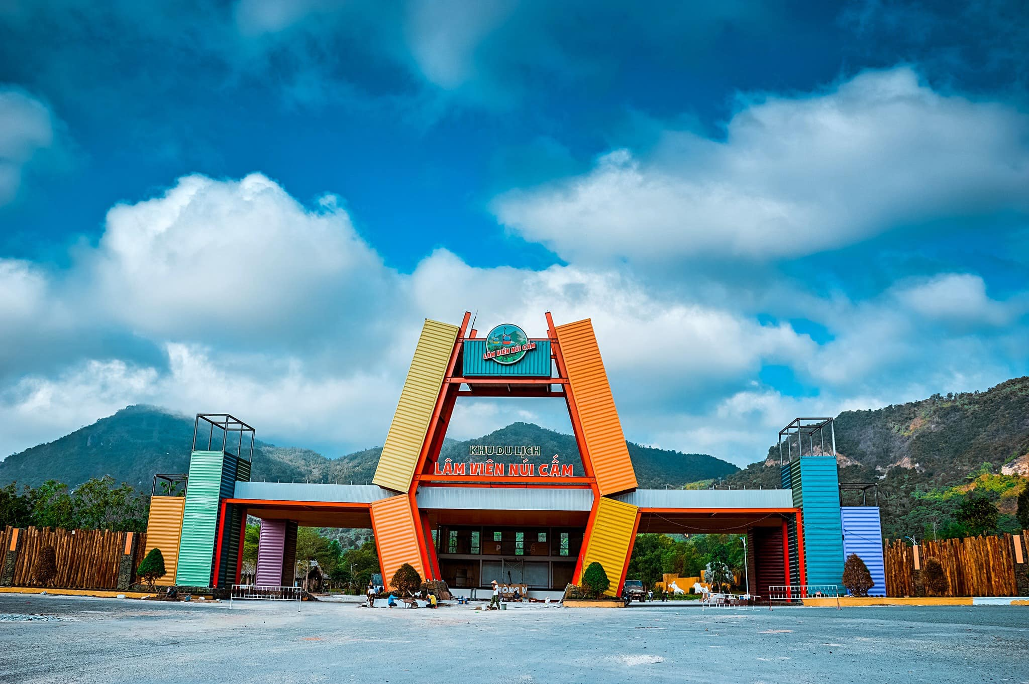 Lâm Viên Núi Cấm